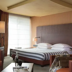 5* Hotel Square
