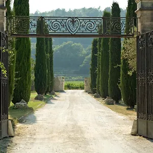https://hostellerie-le-roy-soleil.fr-provencehotel.com