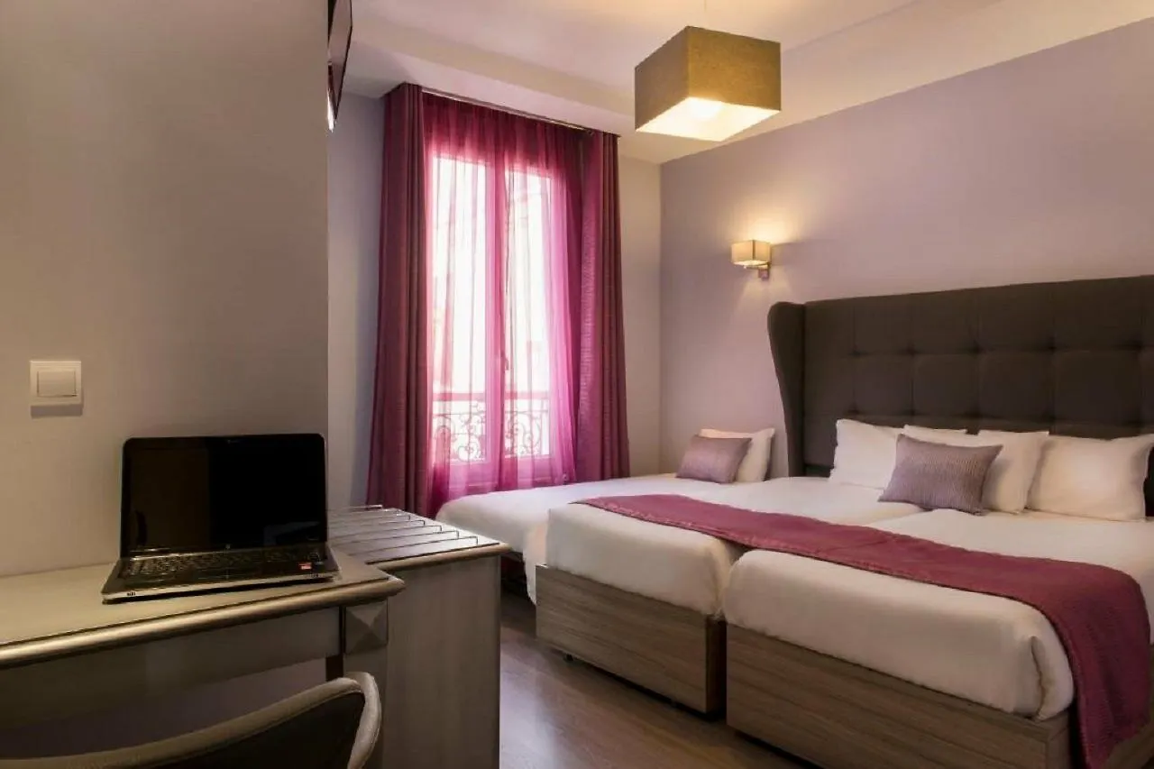 Ibis Styles Paris Batignolles Hotel