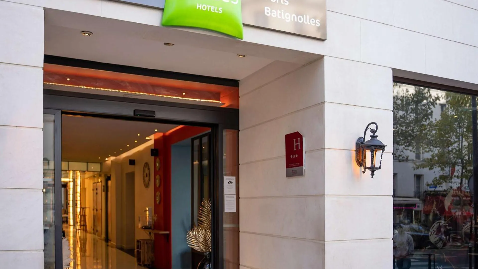 Ibis Styles Paris Batignolles Hotel
