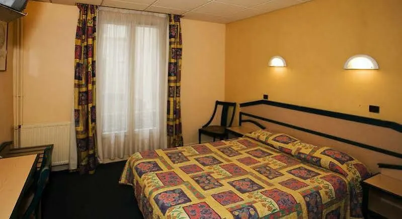 Ibis Styles Paris Batignolles Hotel